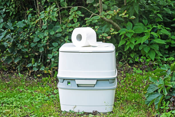 Best Luxury portable toilet rental  in Poplar Grove, IL